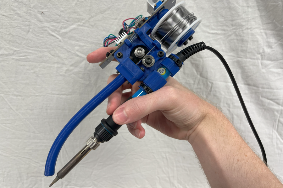 One-Handed Soldering Tool | Effortless Soldering with Only One Hand (How To)